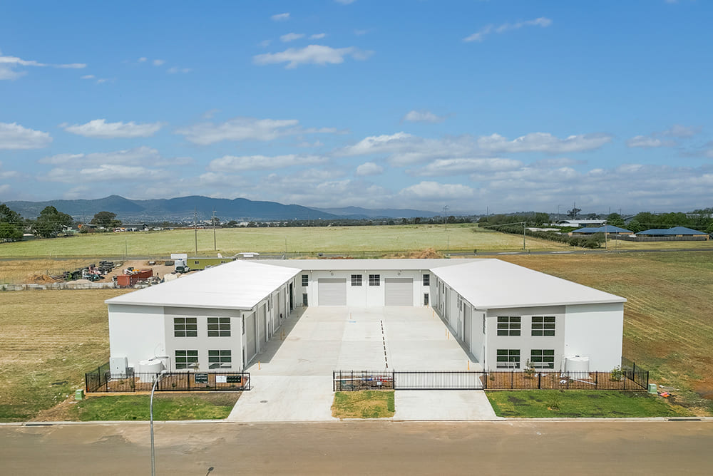 AJA industrial multi-unit building Transit Avenue Tamworth Business Park